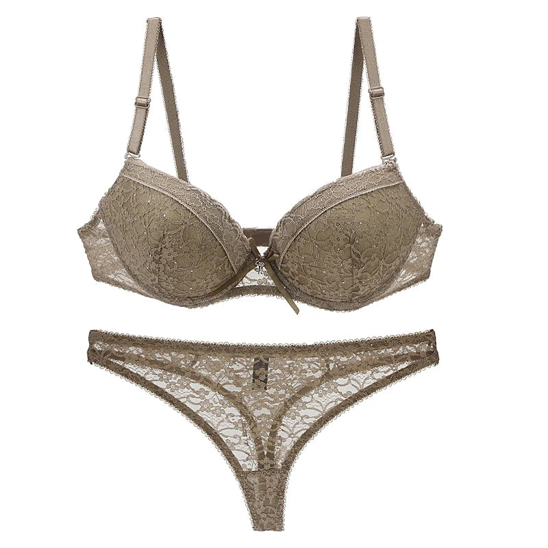 "Young Sleeve" Push-Up-Bh mit Slip